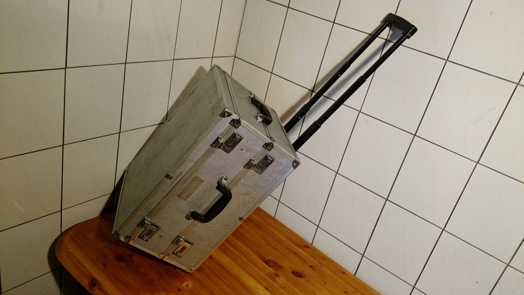 WISENT CASE WALIZKA SKRZYNIA ALUMINIOWA NA KÓŁKACH