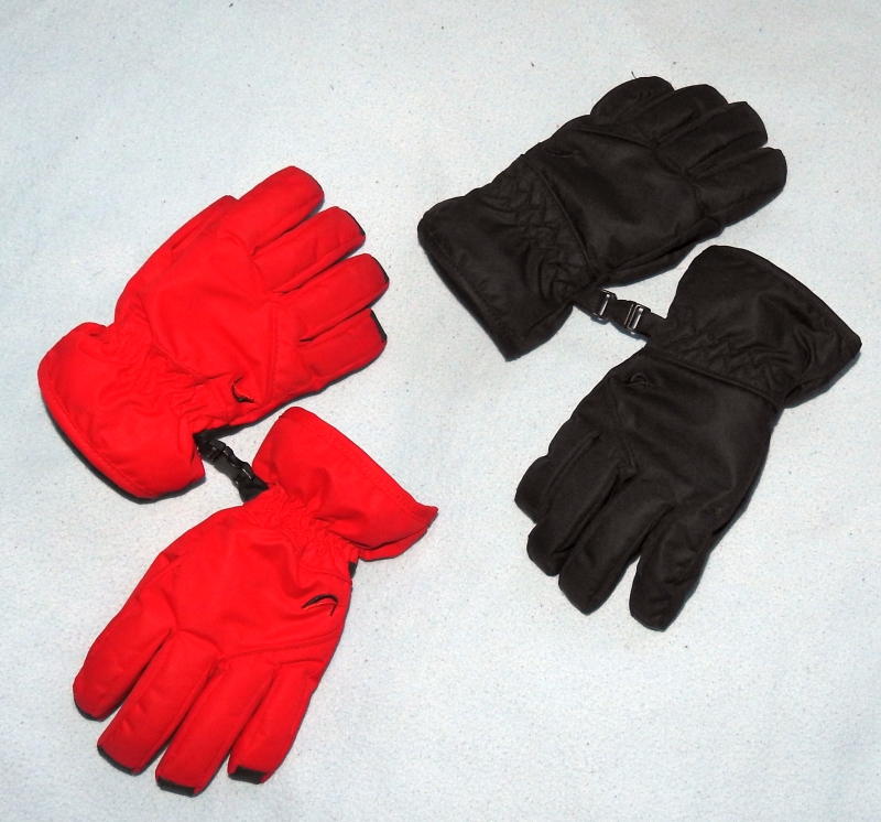 CZERWONE rękawiczki 4-6 lat ocieplane narciarskie 