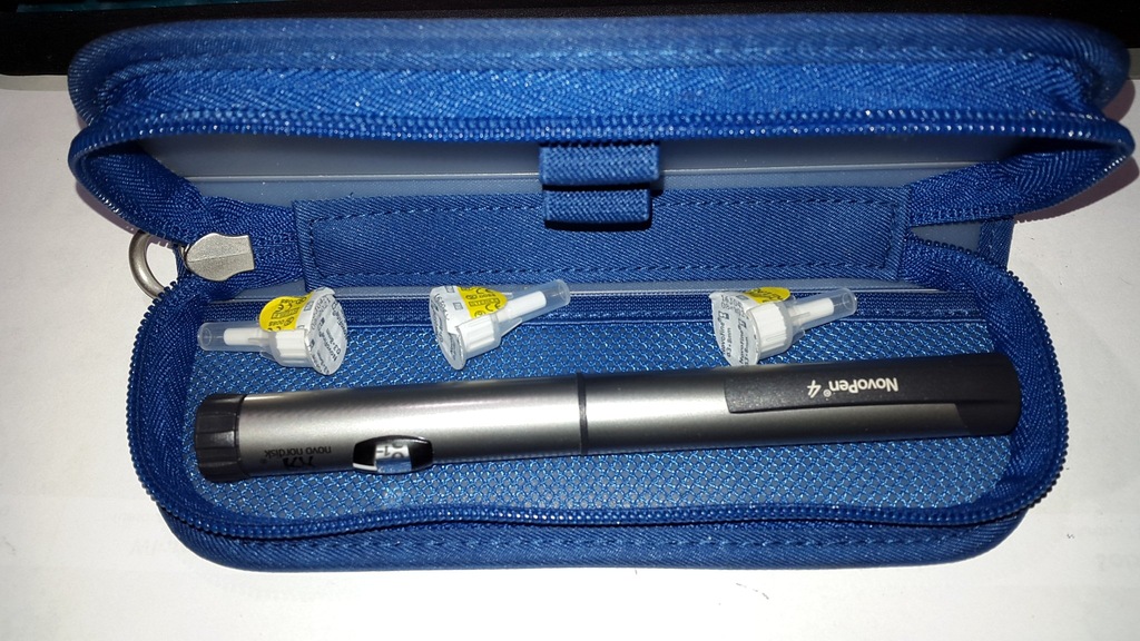 WSTRZYKIWACZ NOVOPEN 4 PEN INSULINY NOVORAPID 
