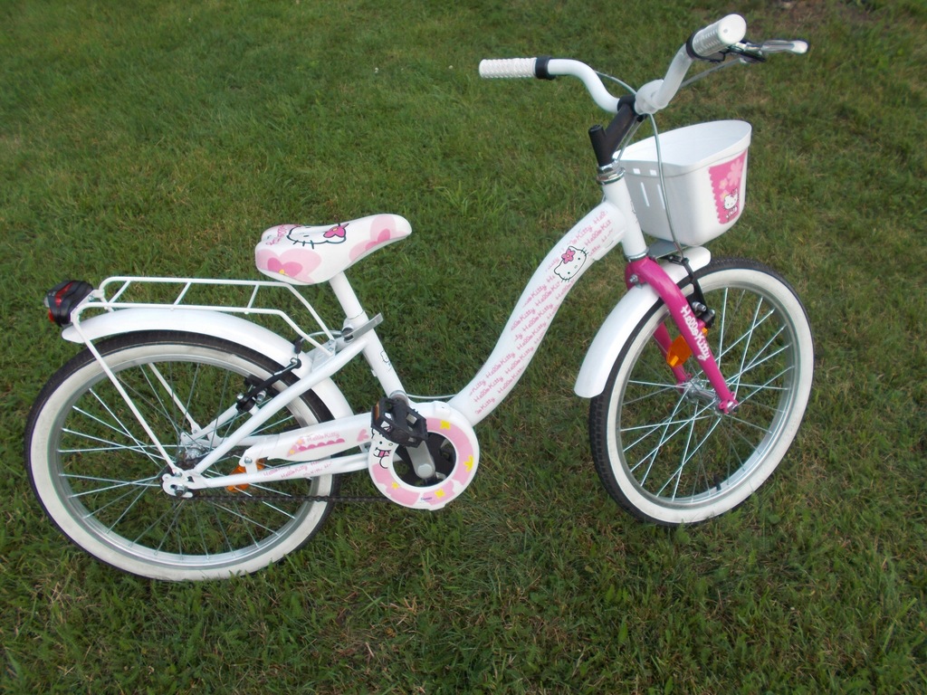 Rower dziecięcy Hello Kitty 20 cali . Jak nowy.
