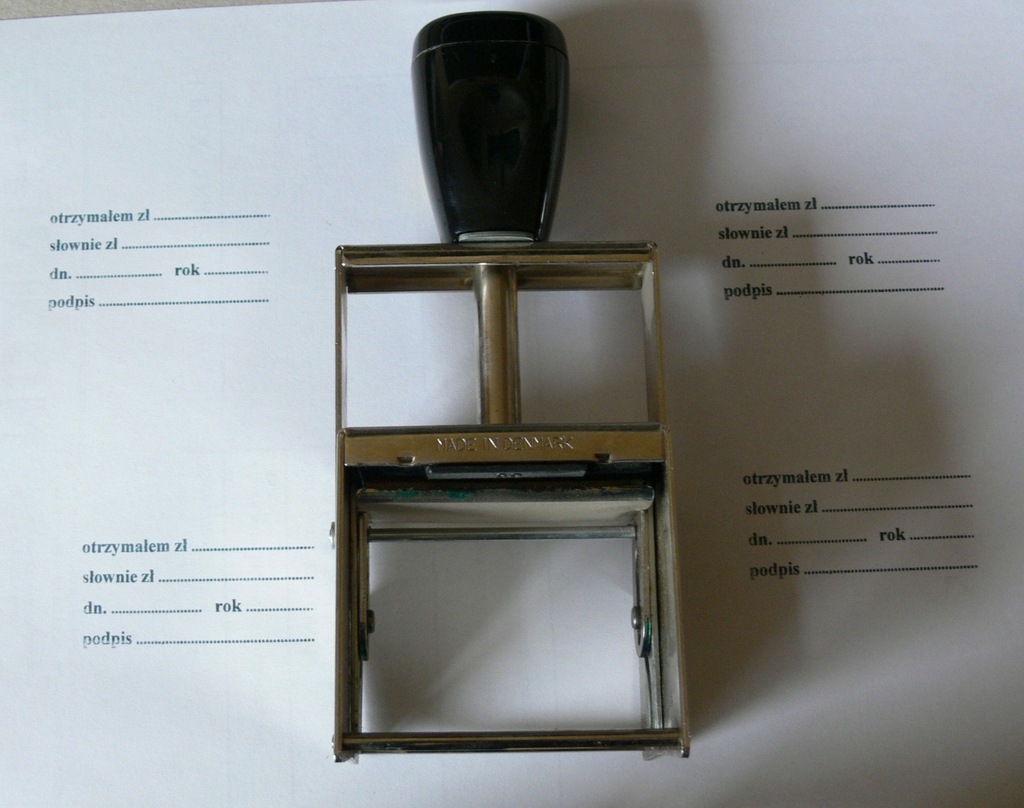 Samotuszujący automat stemplarski Pieczątka metal