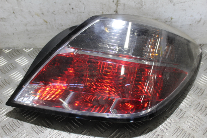 Lampa Prawa Tylna Opel Astra H Gtc 1 6 7008322753 Oficjalne Archiwum Allegro