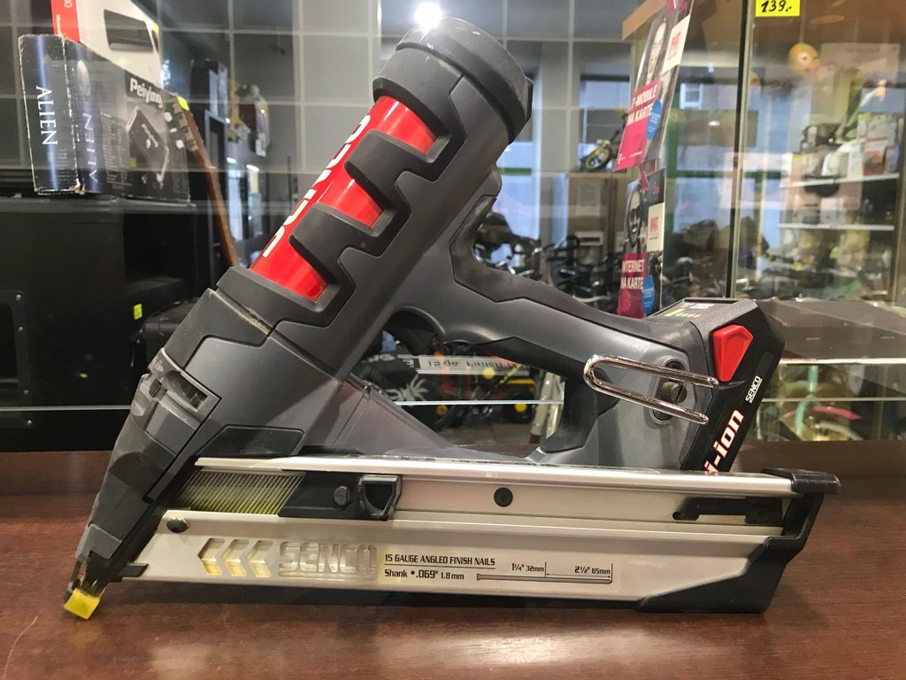 Gwoździarka Senco F15 FN65DA walizka akum