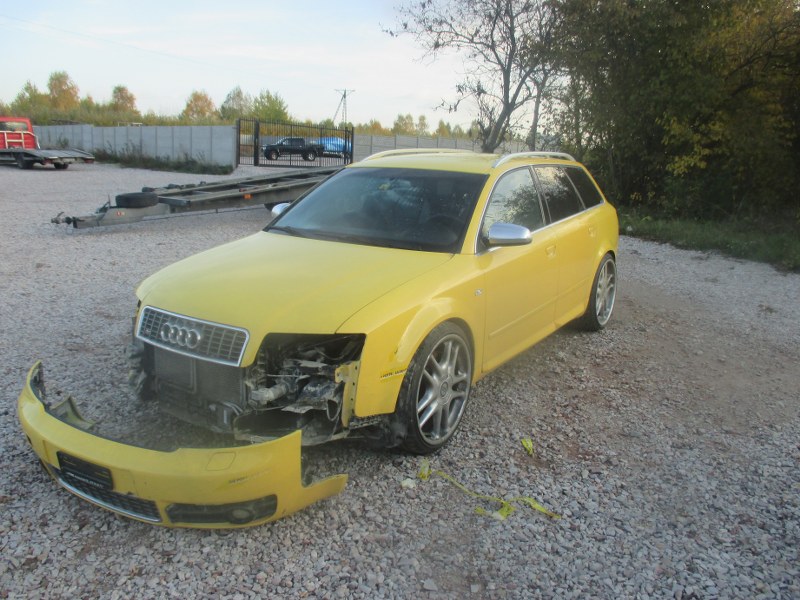 CZESCI AUDI S4 B6 (CENA ZA SROBKI)