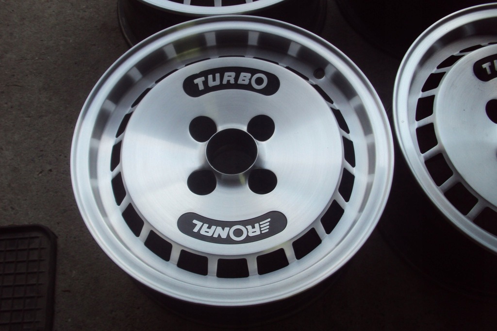 Ronal Turbo 7x15 et6 4x108 1985rok