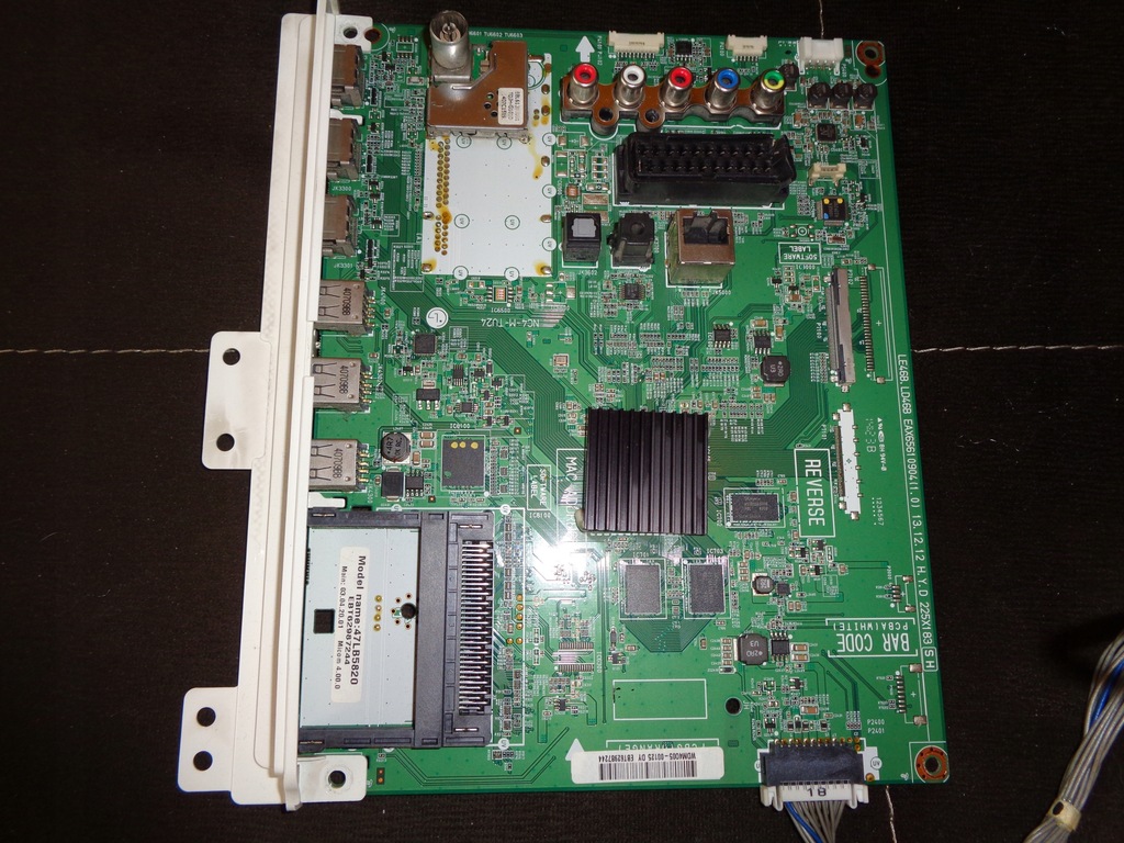 LG47LB5820 Płyta główna EAX6561 0904 (1.0) gwar.