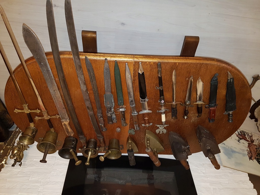 ANTYKI I MILITARIA