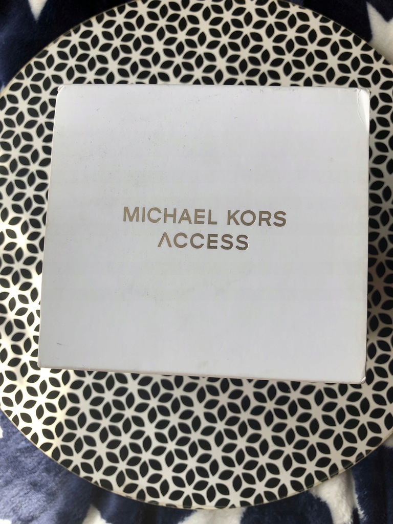 michael kors bradshaw mkt5012