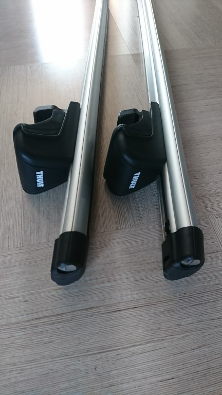 Thule Rapid 4900 (kompletny bagażnik)