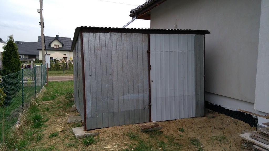 Garaż blaszany budowlany 3x5 używany