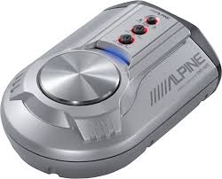 ALPINE SWD-1600 Mały aktywny subwoofer pod fotel