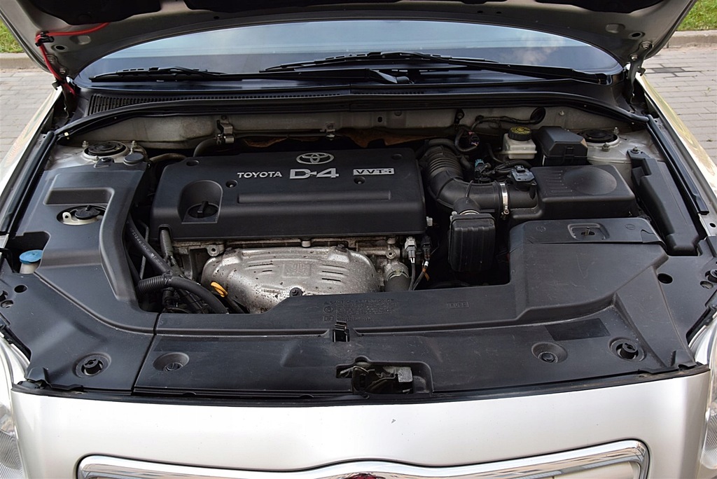 Toyota Avensis Śliczna Silnik 2,0 benz stan wzorow