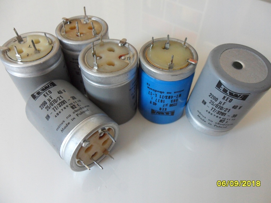 Kondensator elektrolityczny 2200 uF/40 V - 6 szt