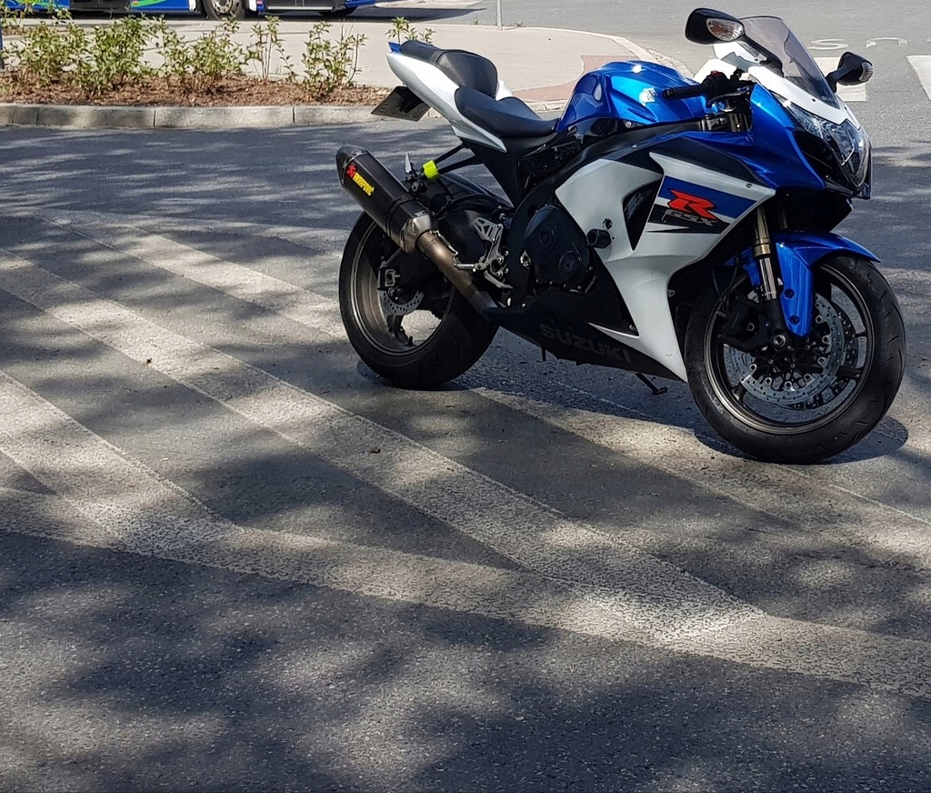 Suzuki GSXR 1000 K9 2010 Sprzedane 7512637376