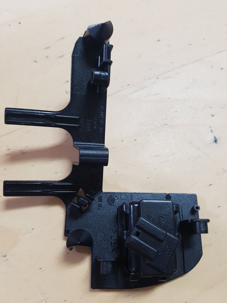 CZUJNIK SENSOR ZMIERZCHU MERCEDES C220 CDI W203