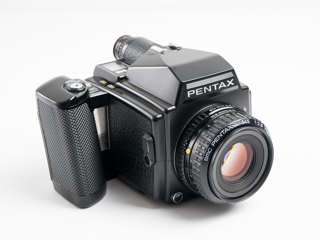 Aparat Pentax 645 + obiektyw SMC 645 75mm f2.8 A 