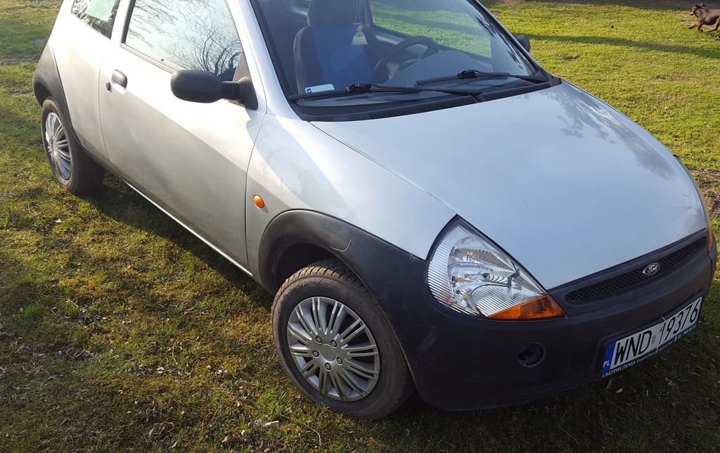 ford Ka 1997 rok 1,3, dwa komplety kół