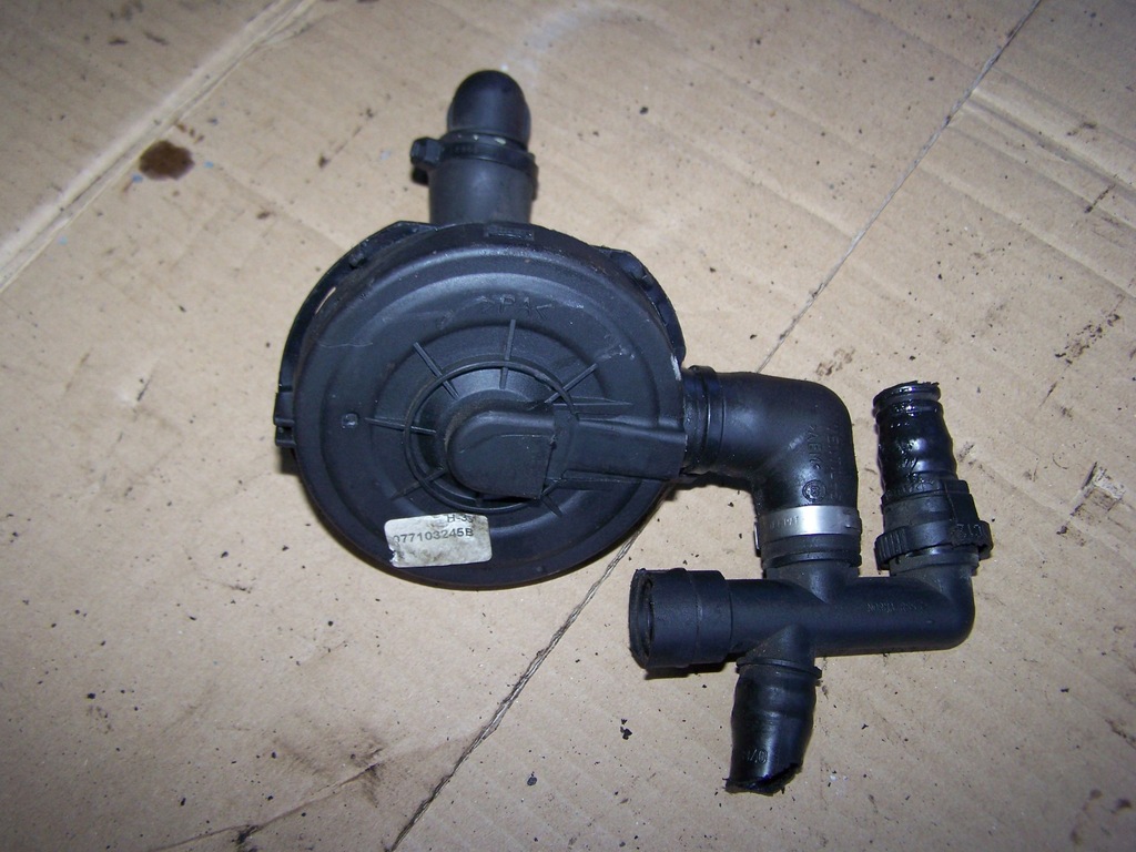 ODMA SEPARATOR OLEJU AUDI A6 C5 LIFT FL 2.4 V6