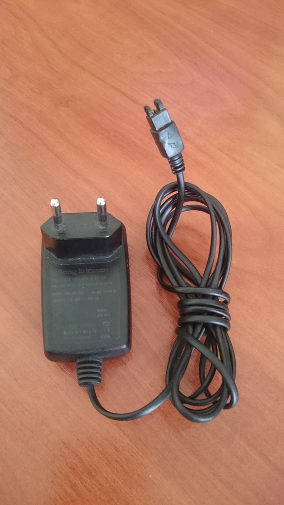 Oryginalna ładowarka Sony Ericsson CST-13