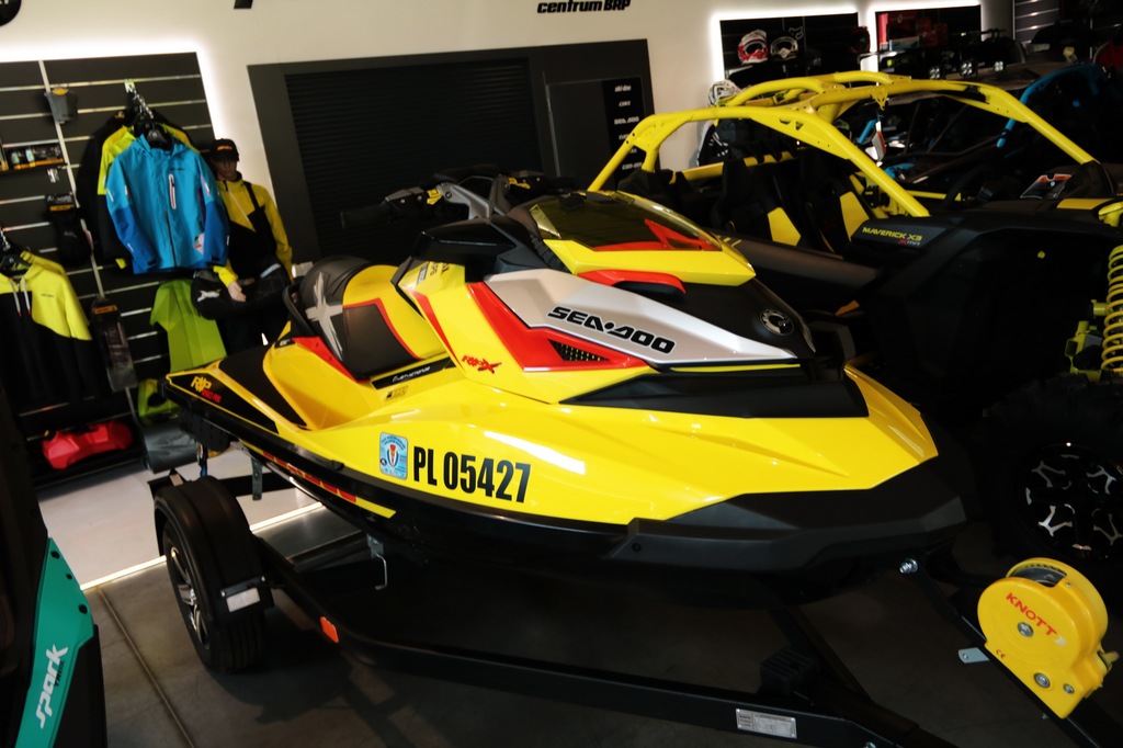 Skuter wodny Sea-Doo RXP-X 260 RS iBR + Przyczepa