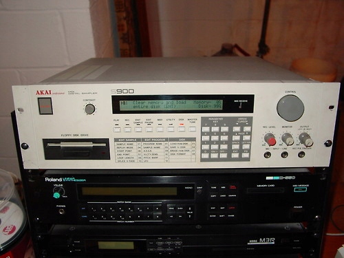 Akai Professional s900 Sampler Klasyk 12bit MPC 60