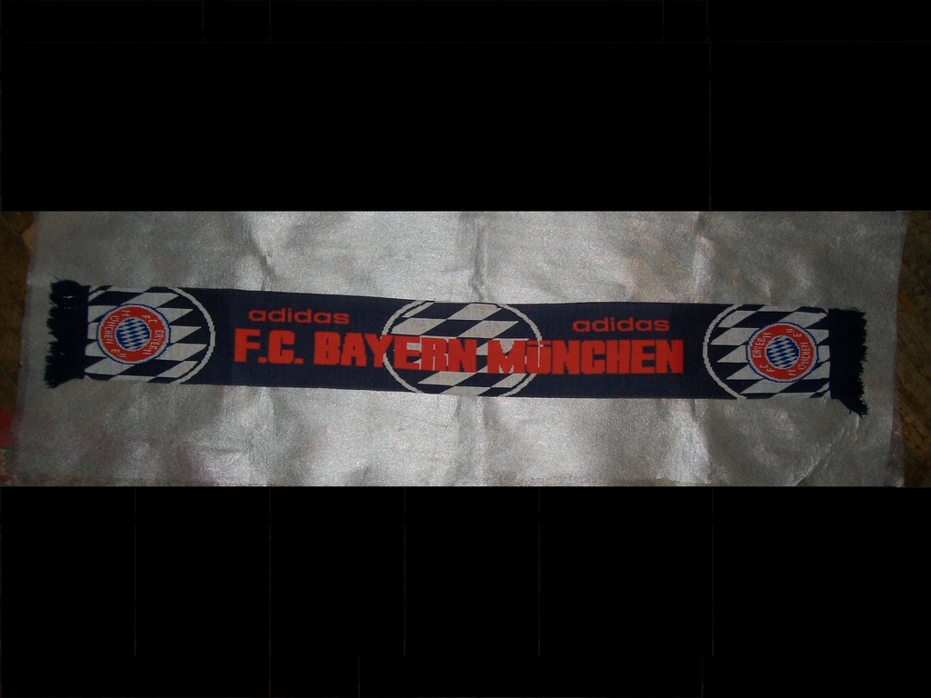 Adidas, Szal kibica, FC Bayern SCARF DY7684, biały Adidas, Szal kibica, FC Bayern SCARF DY7684, biały