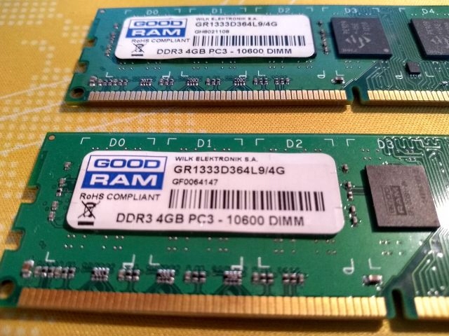8GB GOODRAM GR1333 D364L9/4G PC3 1066 DIMM