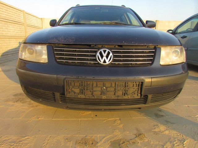 VW PASSAT B5 99R ZDERZAK PRZÓD PRZEDNI LN5Y