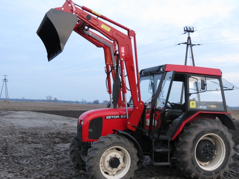 TUR Ładowacz Czołowy NEW-HOLLAND JOHN-DEERE ZETOR