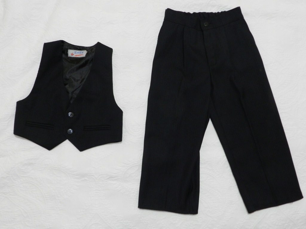 Garnitur r. 104 - spodnie, kamizelka, 2 krawaty