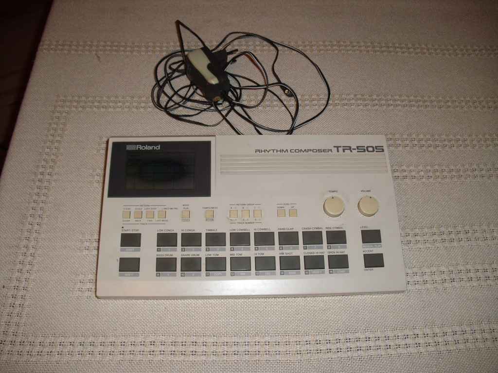 Roland TR 505 analogowy automat perkusyjny