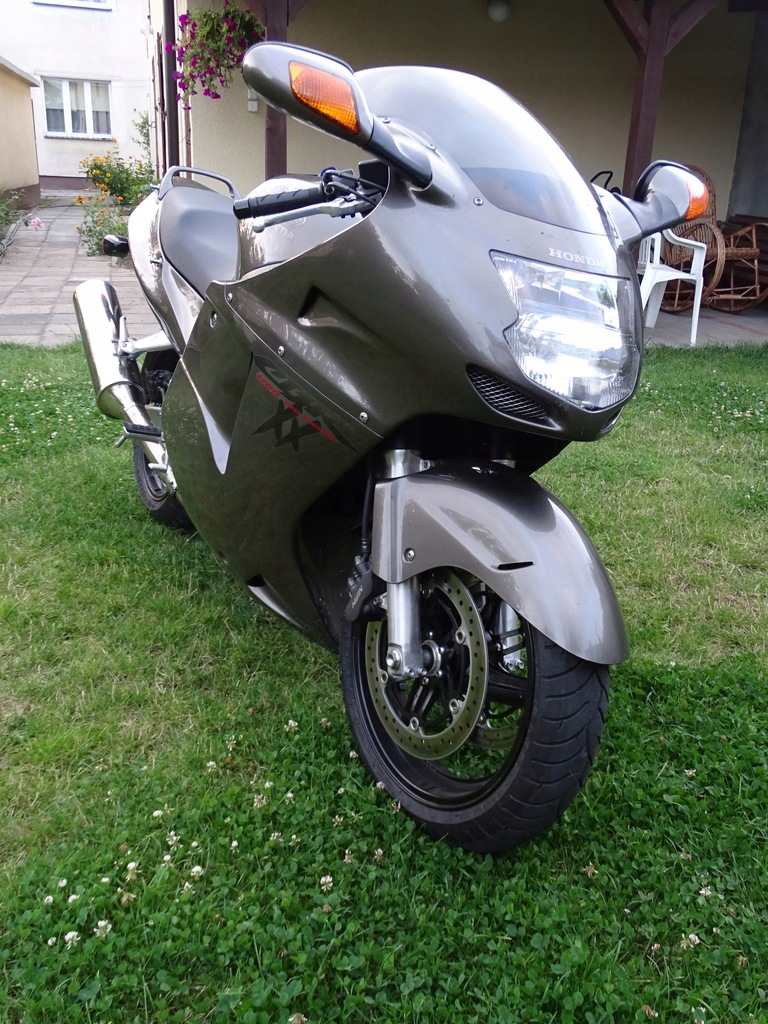 Honda CBR 1100 XX z Niemiec niski przebieg 7553202759 Honda CBR 1100 XX z Niemiec niski przebieg 7553202759