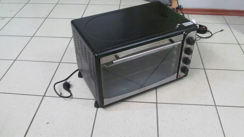 PIEKARNIK ELEKTRYCZNY HV 145 CARELIFE