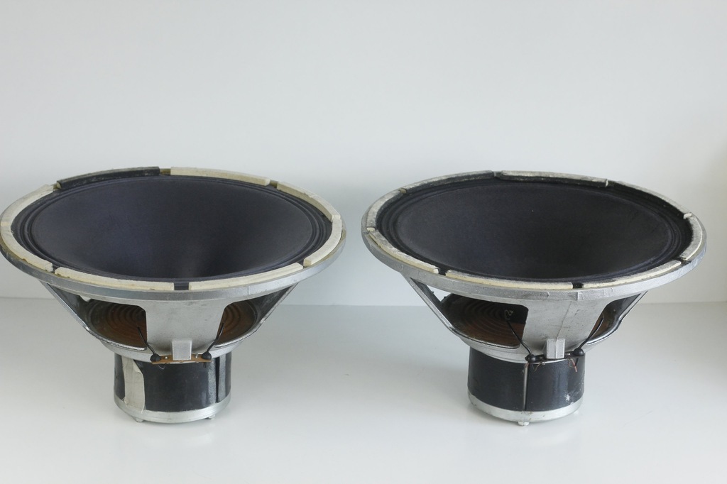 GŁOŚNIKI TESLA ARO-942 30 OHM-15W 39CM