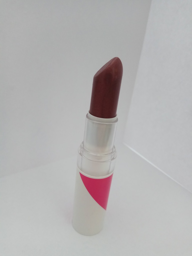 AVON color trend SZMINKA lucky kiss