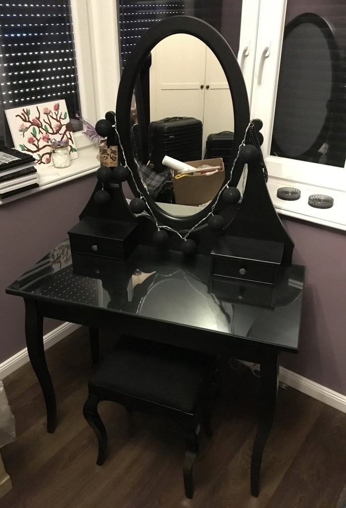Toaletka Hemnes Czarna + stylizowany taboret HandM