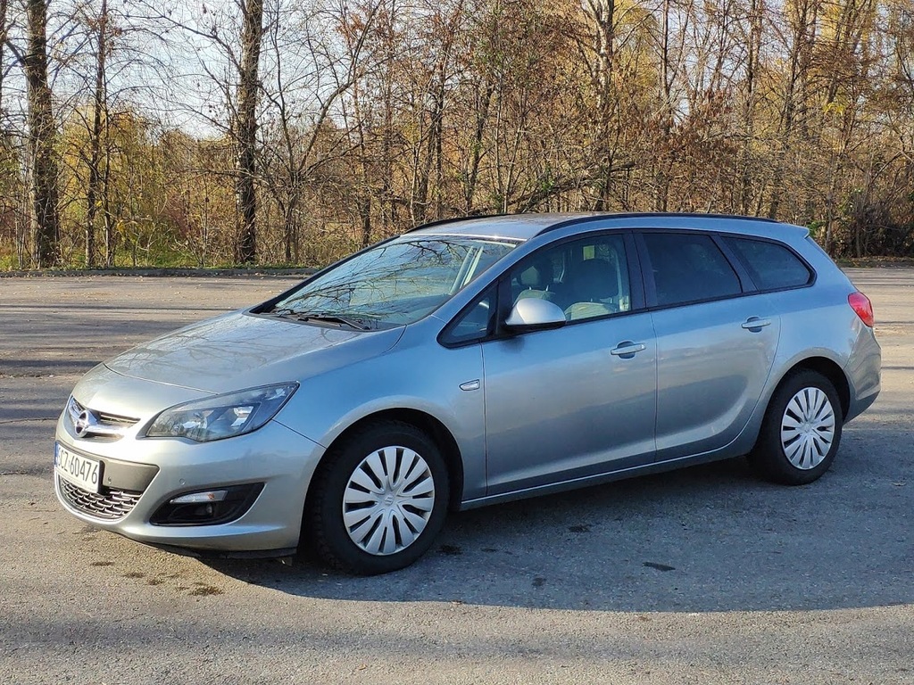 Opel Astra J Kombi Zadbany 59 000km 14 Oficjalne Archiwum Allegro