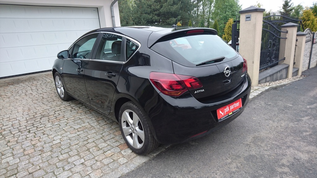 Opel astra j cosmo