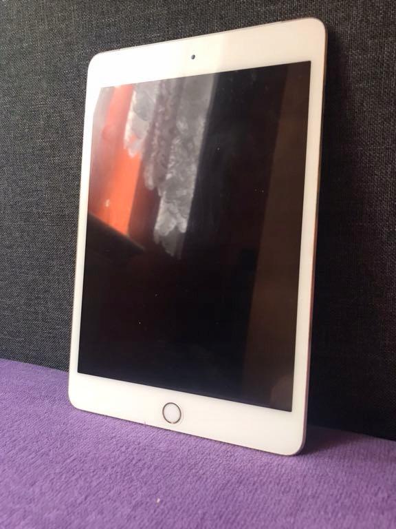 Używany Apple iPad Mini 4 16 GB Wi-Fi + Cellular