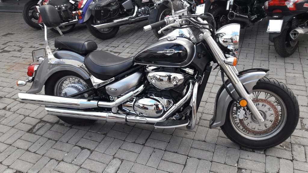 Vl800 suzuki boulevard