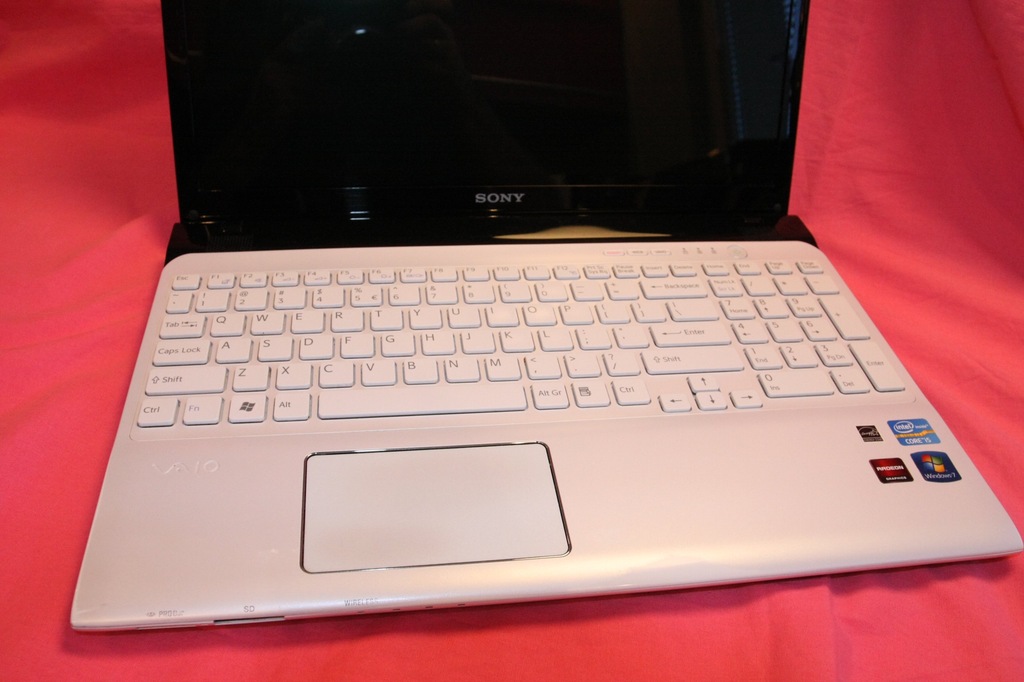 Sony VAIO SVE1511S1EW Core i5 4GB 640GB