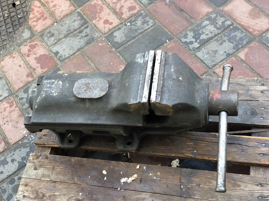 Duże Imadło Ślusarskie Warsztatowe 150mm 60Kg