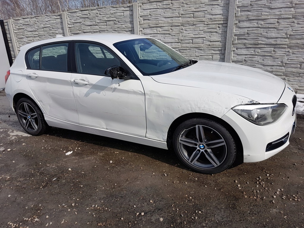 BMW F 20 116i turbo benzyna 2014 rok Anglik biała