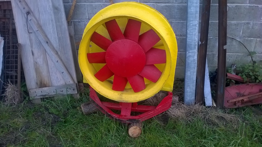 SPRZEDAM MAŁY KOSZ DO ŚLĘZY