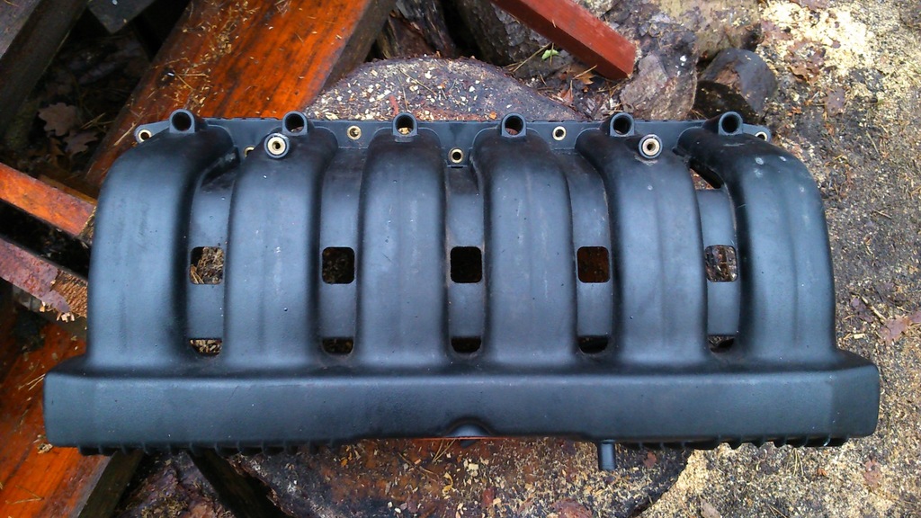 Kolektor ssący dolotowy m50b25 BMW E36 E34 1735728