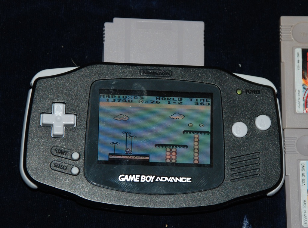 Game Boy Advance + gry klasyczne.