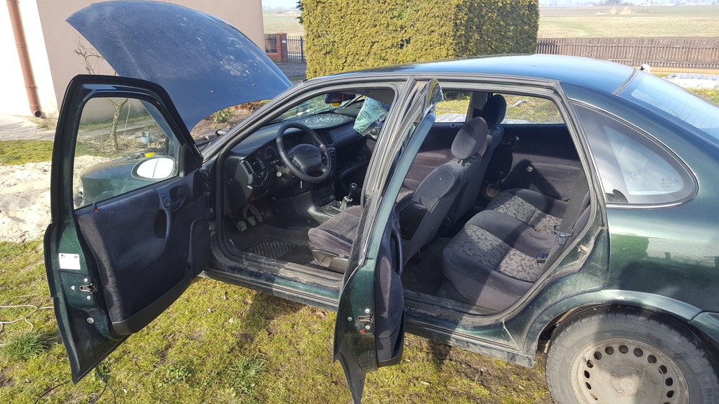 OPEL VECTRA B 2.0 D - USZKODZONY POWYPADKOWY