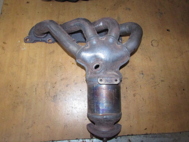 VW POLO 9N LIFT 1.4 16V BUD KATALIZATOR 036131703G
