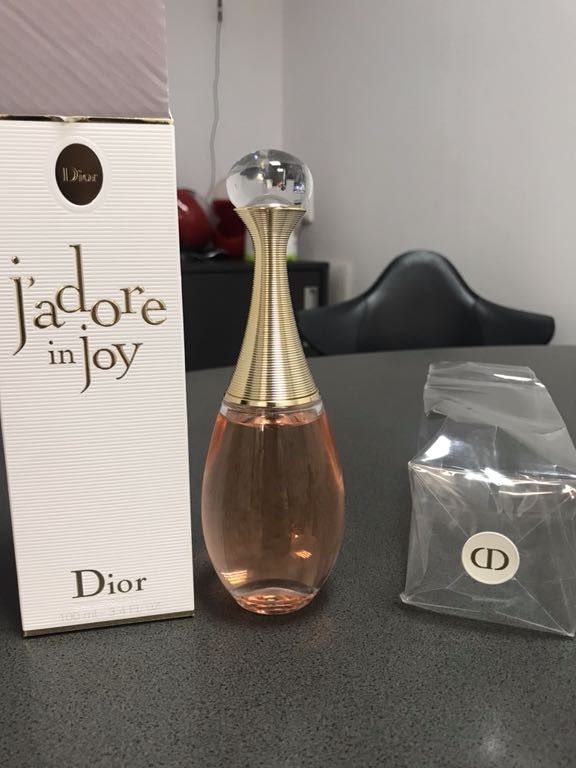 dior jadore douglas