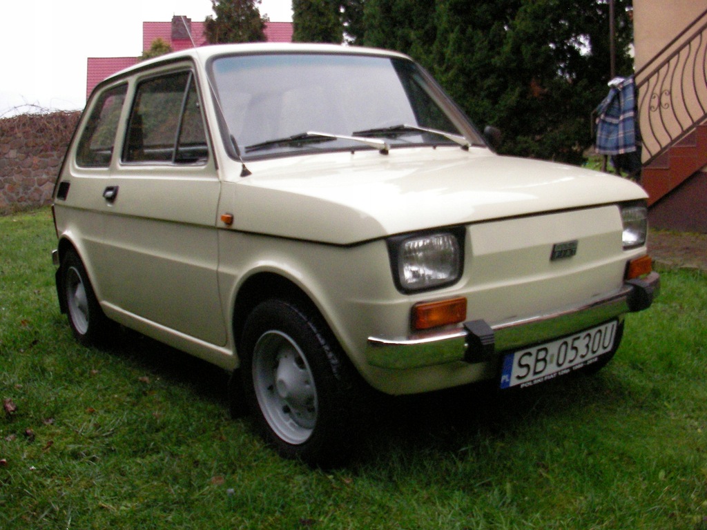 Fiat 126p maluch odrestaurowany 1980r jest film